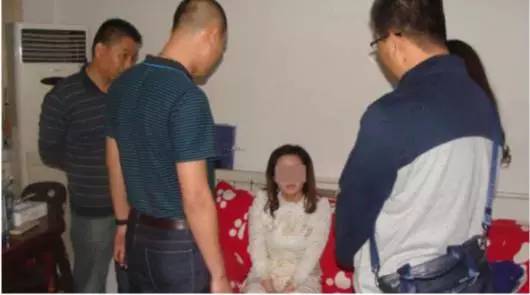 警方抓捕嫌疑人龐某衛現場。警方供圖
