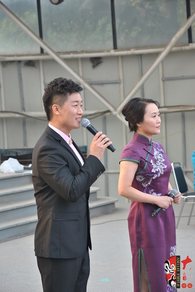 河南電臺(tái)戲曲廣播著名主持人池城、曉琴表演詩(shī)朗誦《一塊常香的玉》