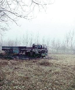 鋼材被偷,貨車被燒 鋼材被偷,貨車被燒