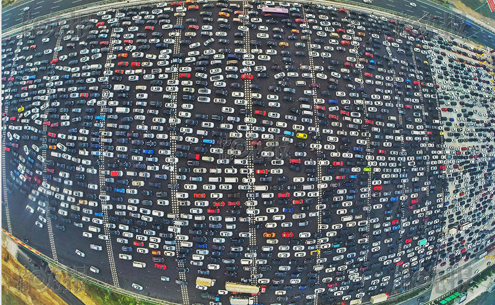 滯留車輛航拍圖。