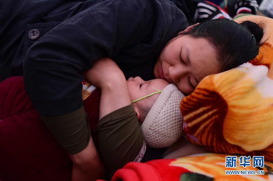 直擊震區(qū):生活,依然在繼續(xù) 直擊震區(qū):生活,依然在繼續(xù)