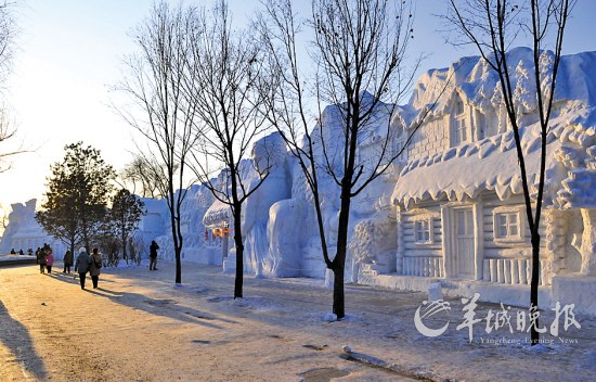 自然賜于雪的無垠，藝術給予雪的靈魂，人類創造雪的財富 王遠昌攝