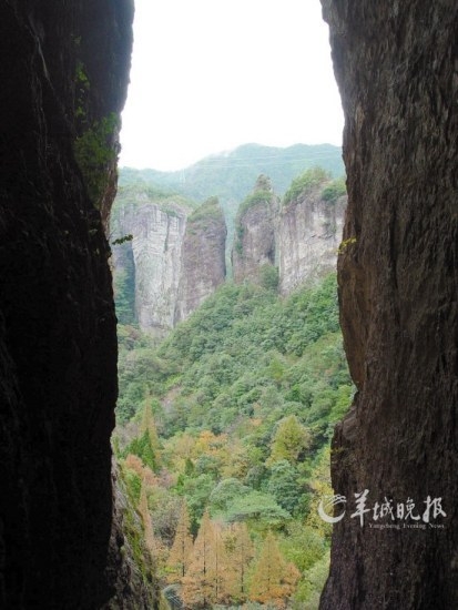 雁蕩山以奇峰、瀑布著稱。