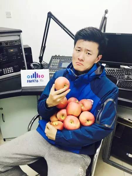 看來,我真的要裸了…… 看來,我真的要裸了……