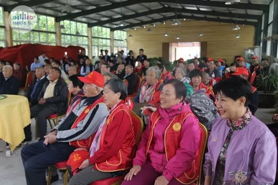 臺上展風采，臺下笑開懷