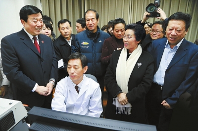 全省三級檢察院再次同步開門納諫,接受社會監督 全省三級檢察院再次同步開門納諫,接受社會監督