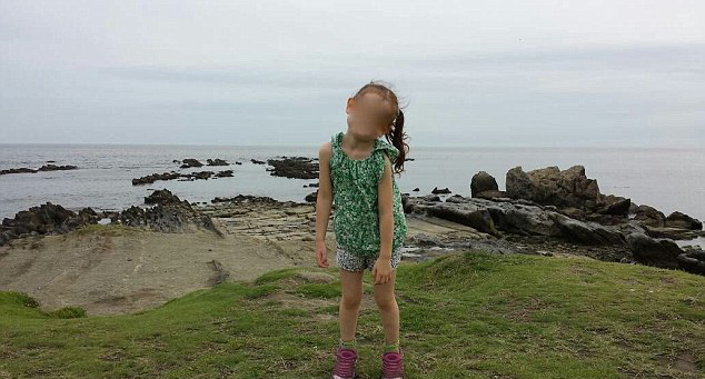 日女童身后驚現幽靈武士走紅 日女童身后驚現幽靈武士走紅