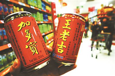 廣東省高級(jí)人民法院一審宣判，紅罐涼茶裝潢所有權(quán)歸屬于王老吉，加多寶稱將上訴供圖/CFP