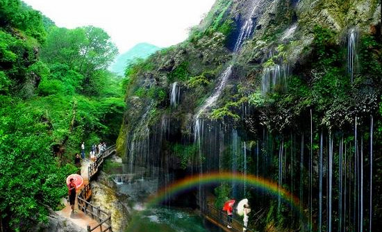 豫西大峽谷對(duì)全國中、高考學(xué)子0元門票開放(圖) 豫西大峽谷對(duì)全國中、高考學(xué)子0元門票開放(圖)
