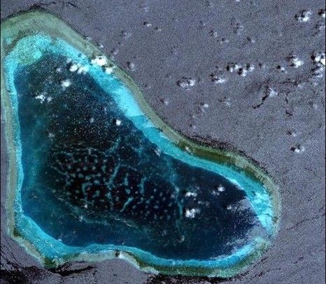 資料圖：黃巖島衛星圖